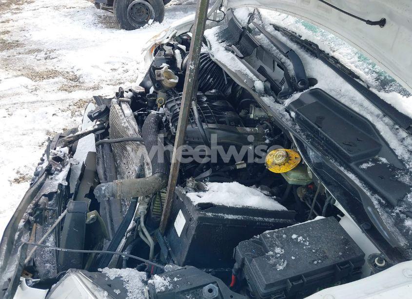 Photo 10 of 2016 Chrysler Town & COUNTRY TOURING-L ANNIVERSARY EDITION (VIN 2C4RC1CG4GR200487)