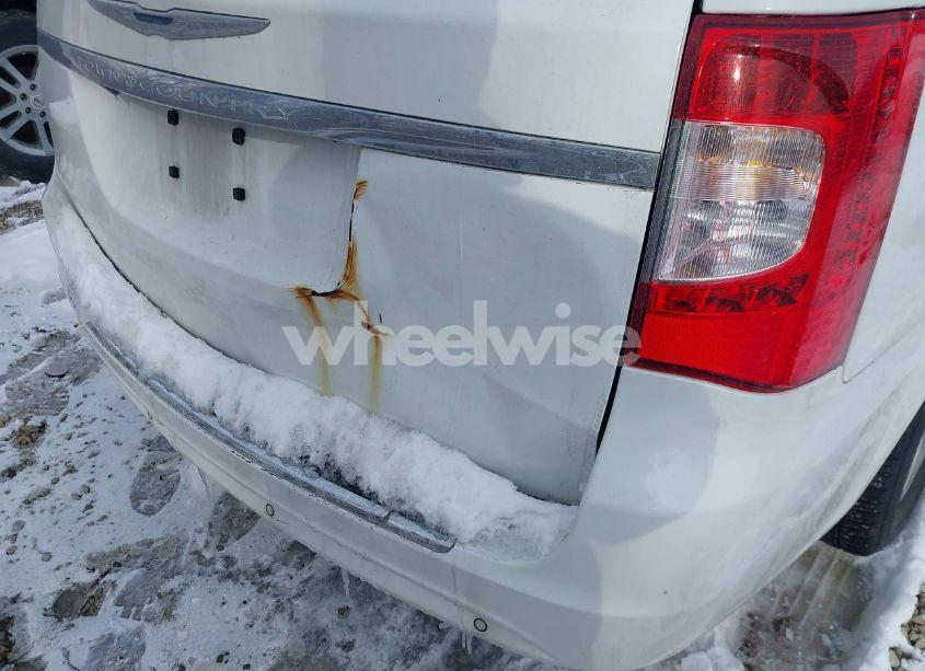 Photo 19 of 2016 Chrysler Town & COUNTRY TOURING-L ANNIVERSARY EDITION (VIN 2C4RC1CG4GR200487)