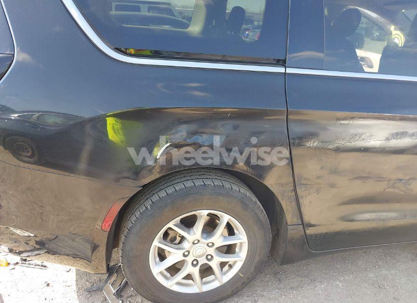 Photo 6 of 2017 Chrysler Pacifica LX (VIN 2C4RC1CG4HR579735)