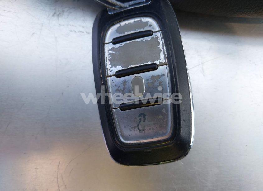 Photo 11 of 2018 Chrysler Pacifica LX (VIN 2C4RC1CG4JR171225)