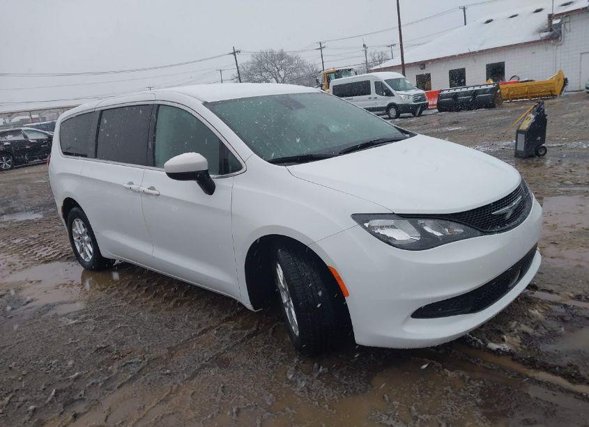 2023 Chrysler Voyager LX (VIN 2C4RC1CG4PR511840) main photo