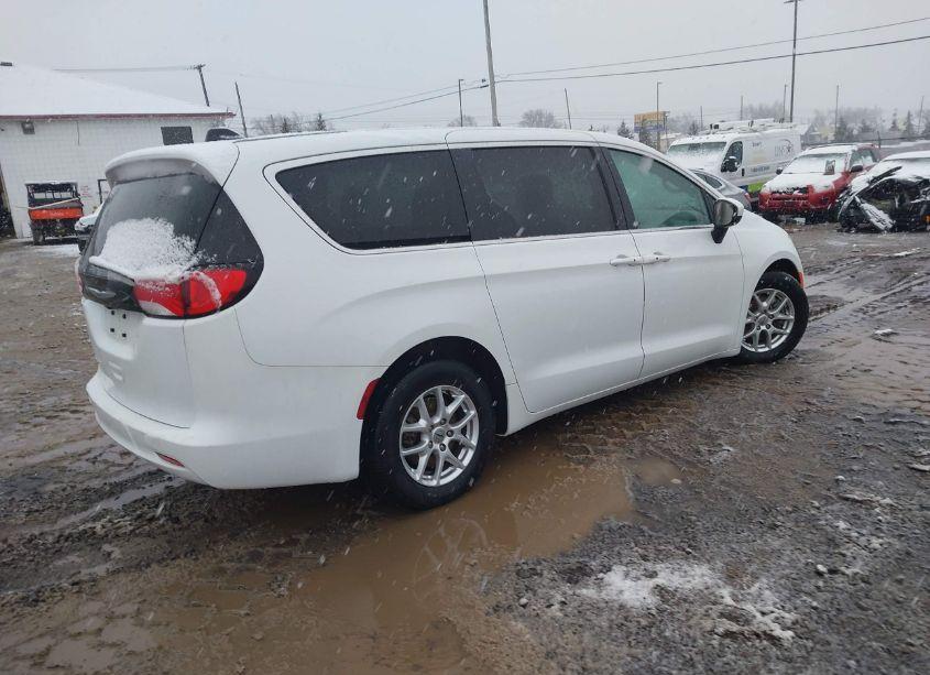 Photo 4 of 2023 Chrysler Voyager LX (VIN 2C4RC1CG4PR511840)