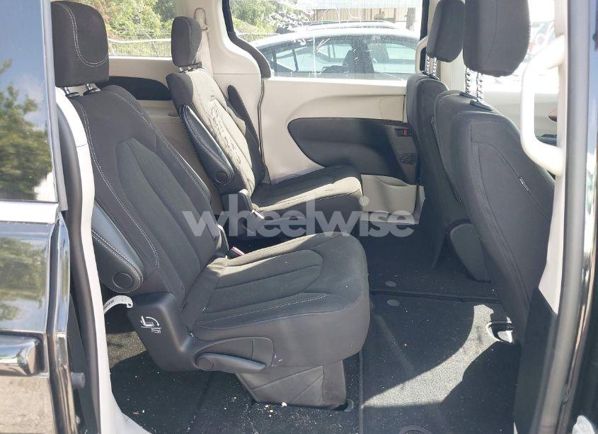 Photo 8 of 2023 Chrysler Voyager LX (VIN 2C4RC1CG4PR616698)