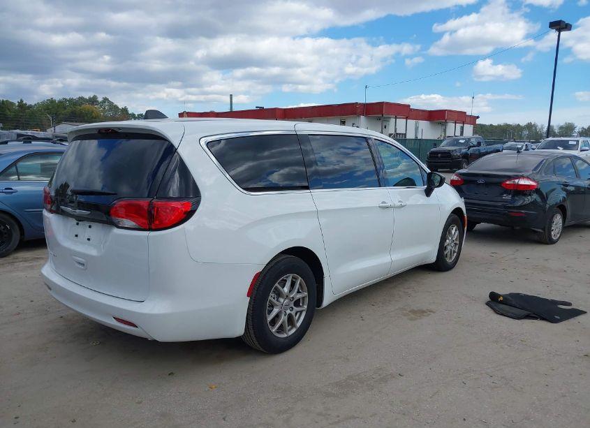 Photo 4 of 2024 Chrysler Voyager LX (VIN 2C4RC1CG4RR184004)