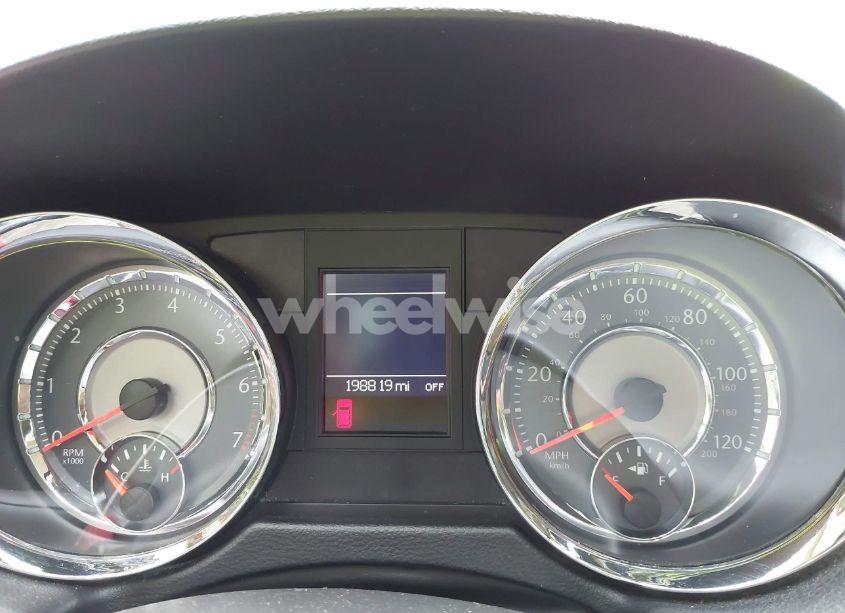 Photo 7 of 2012 Chrysler Town & COUNTRY TOURING-L (VIN 2C4RC1CG5CR278917)