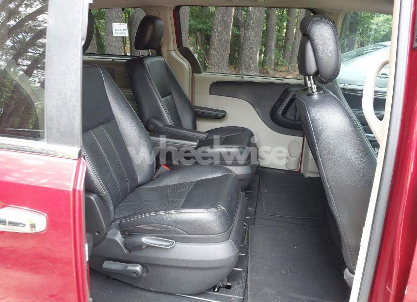 Photo 8 of 2012 Chrysler Town & COUNTRY TOURING-L (VIN 2C4RC1CG5CR278917)