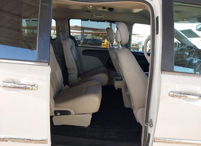 Photo 8 of 2012 Chrysler Town & COUNTRY TOURING-L (VIN 2C4RC1CG5CR338291)