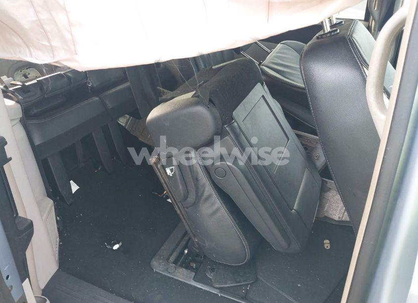 Photo 8 of 2012 Chrysler Town & COUNTRY TOURING-L (VIN 2C4RC1CG5CR338596)