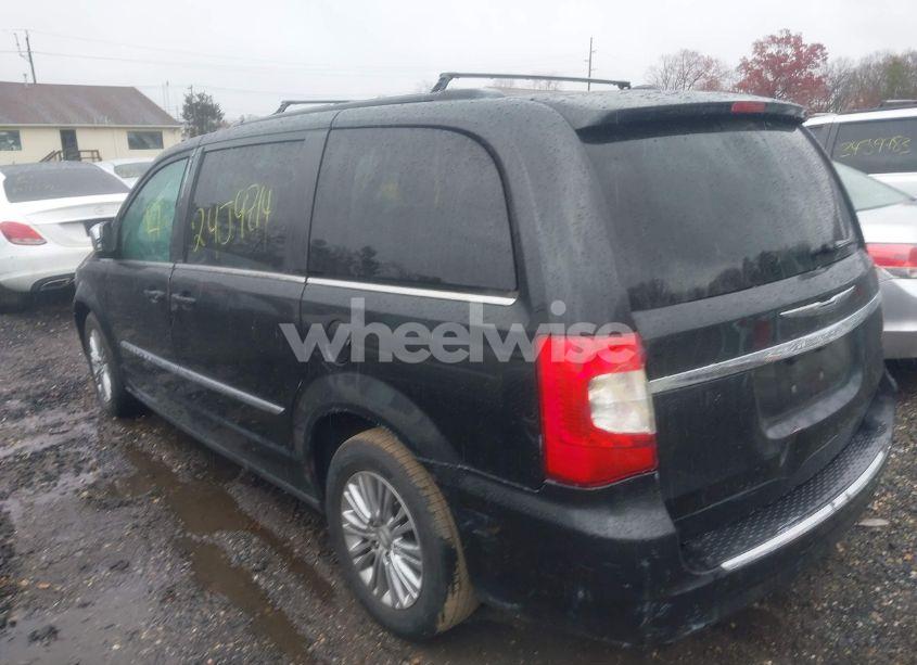 Photo 3 of 2013 Chrysler Town & COUNTRY TOURING-L (VIN 2C4RC1CG5DR535396)