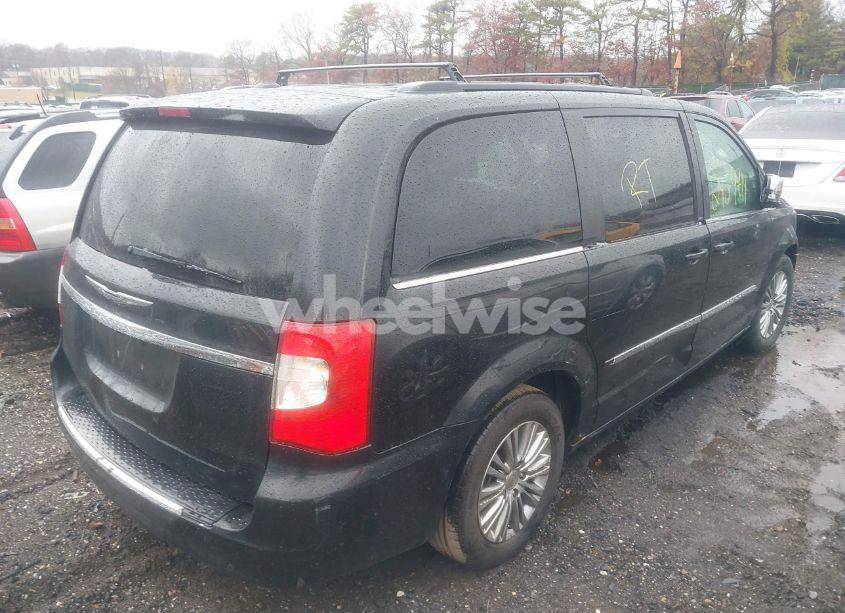 Photo 4 of 2013 Chrysler Town & COUNTRY TOURING-L (VIN 2C4RC1CG5DR535396)