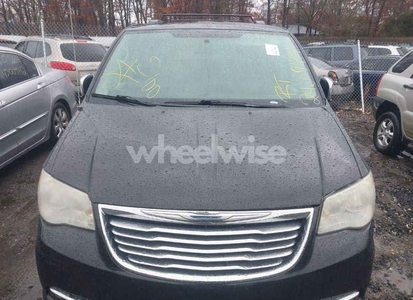 Photo 6 of 2013 Chrysler Town & COUNTRY TOURING-L (VIN 2C4RC1CG5DR535396)