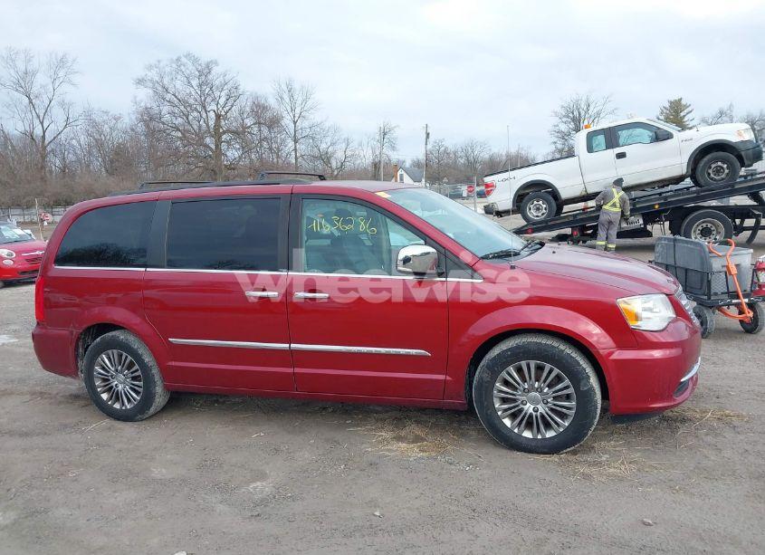 Photo 13 of 2014 Chrysler Town & COUNTRY TOURING-L (VIN 2C4RC1CG5ER138420)