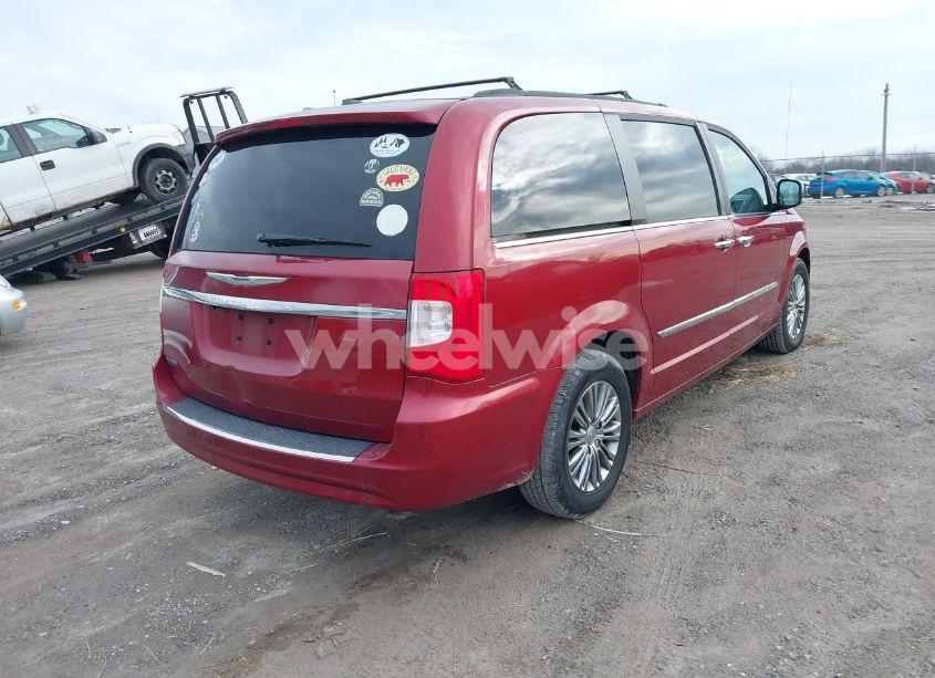 Photo 4 of 2014 Chrysler Town & COUNTRY TOURING-L (VIN 2C4RC1CG5ER138420)