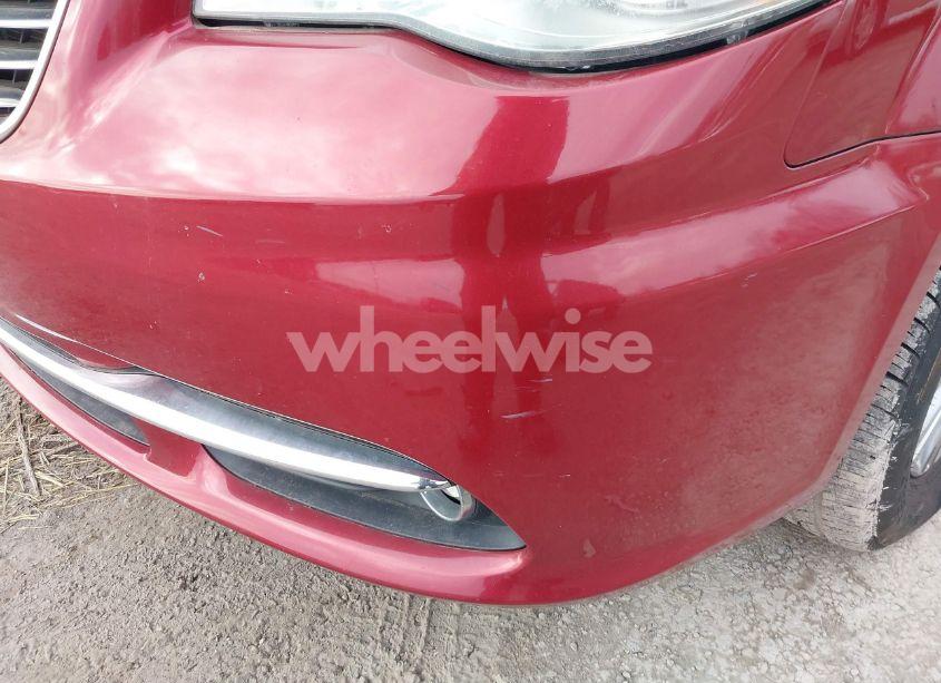 Photo 6 of 2014 Chrysler Town & COUNTRY TOURING-L (VIN 2C4RC1CG5ER138420)