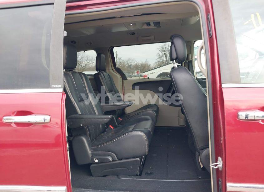 Photo 8 of 2014 Chrysler Town & COUNTRY TOURING-L (VIN 2C4RC1CG5ER138420)