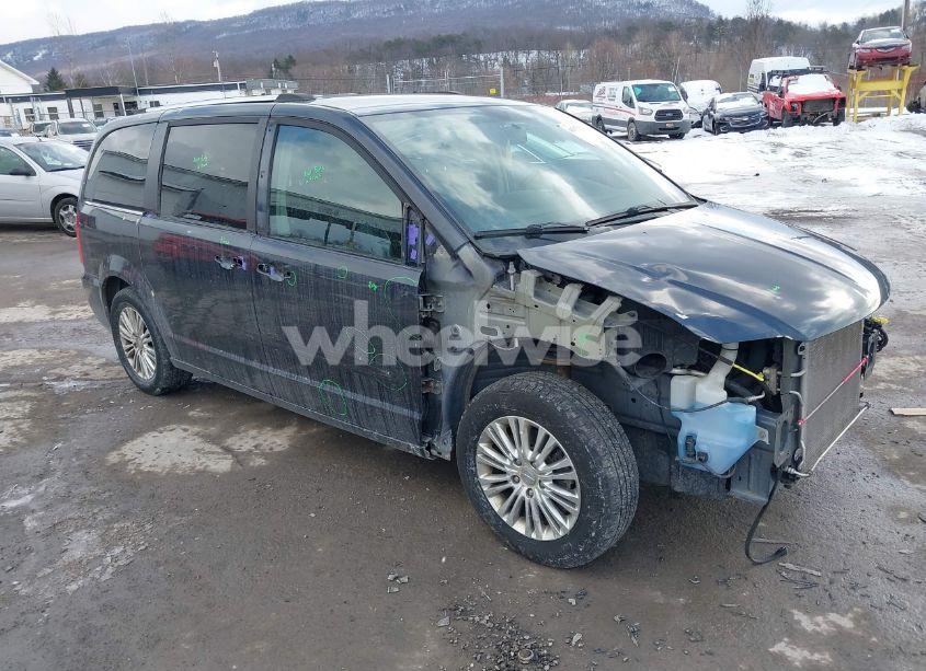 2014 Chrysler Town & COUNTRY TOURING-L 30TH ANNIVERSARY (VIN 2C4RC1CG5ER330310) main photo
