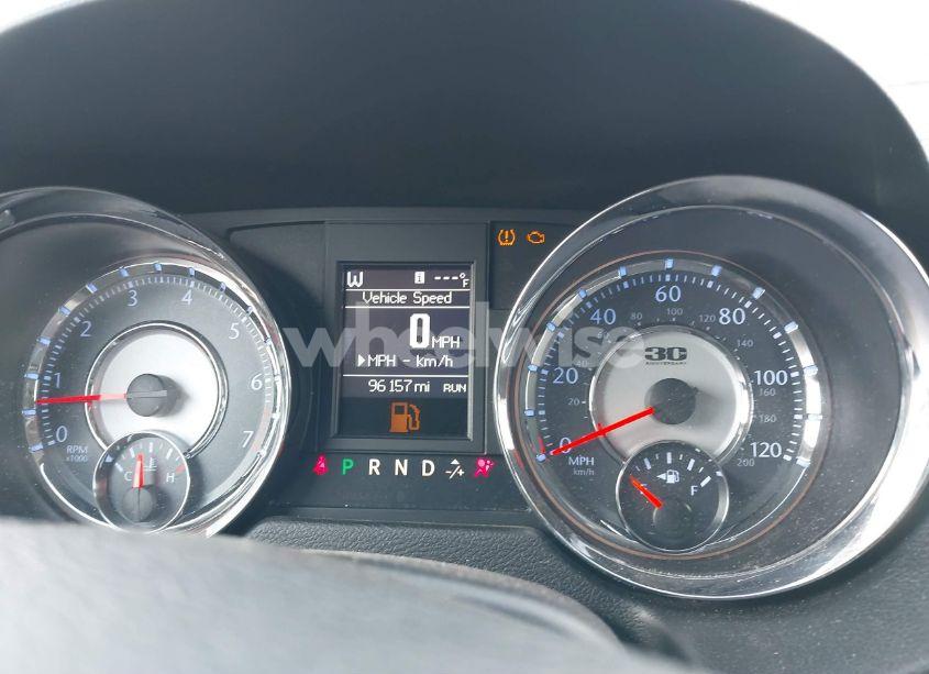 Photo 7 of 2014 Chrysler Town & COUNTRY TOURING-L 30TH ANNIVERSARY (VIN 2C4RC1CG5ER330310)