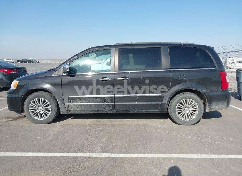 Photo 14 of 2014 Chrysler Town & COUNTRY TOURING-L (VIN 2C4RC1CG5ER368216)