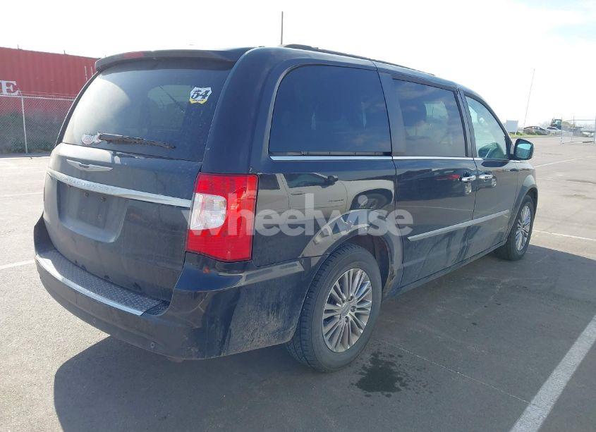 Photo 4 of 2014 Chrysler Town & COUNTRY TOURING-L (VIN 2C4RC1CG5ER368216)