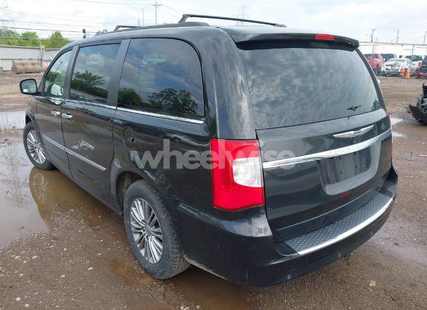 Photo 3 of 2014 Chrysler Town & COUNTRY TOURING-L (VIN 2C4RC1CG5ER378194)