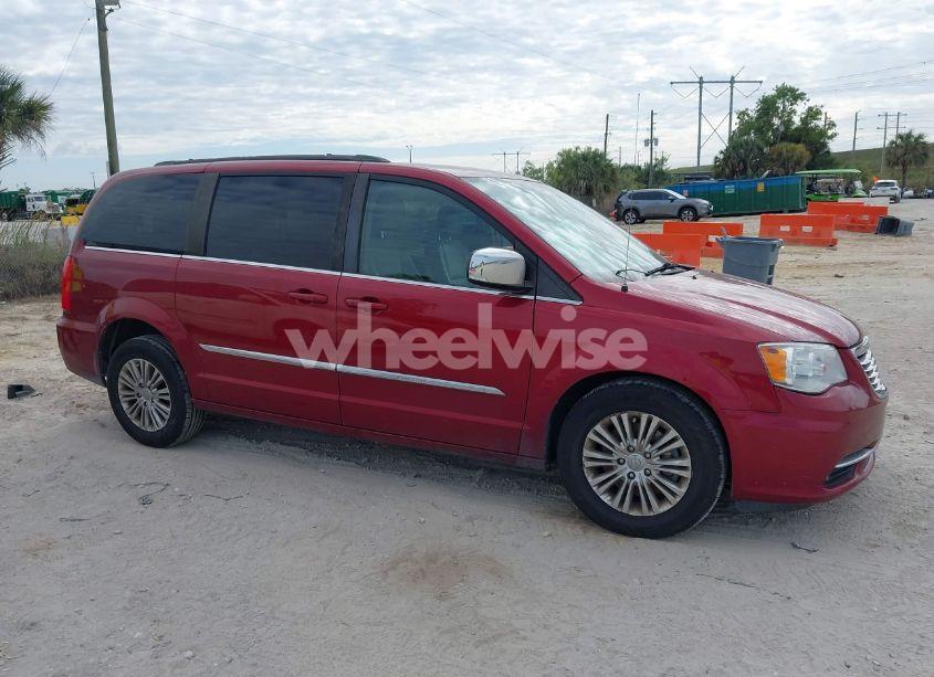 Photo 13 of 2015 Chrysler Town & COUNTRY TOURING-L (VIN 2C4RC1CG5FR727484)