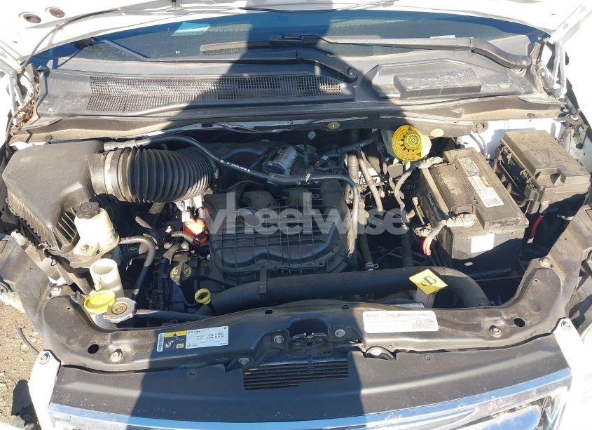 Photo 10 of 2015 Chrysler Town & COUNTRY TOURING-L (VIN 2C4RC1CG5FR728019)