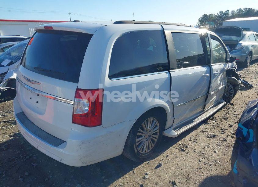 Photo 4 of 2015 Chrysler Town & COUNTRY TOURING-L (VIN 2C4RC1CG5FR728019)