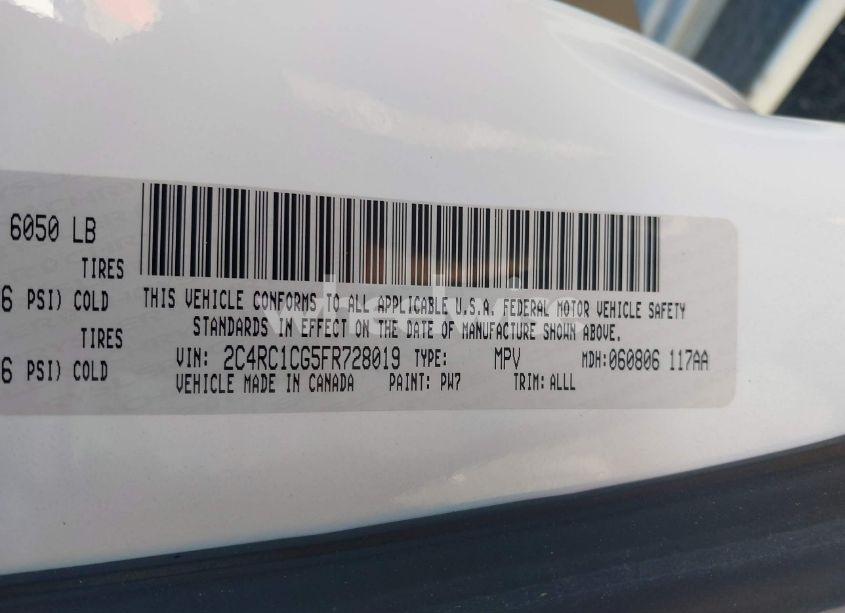 Photo 9 of 2015 Chrysler Town & COUNTRY TOURING-L (VIN 2C4RC1CG5FR728019)