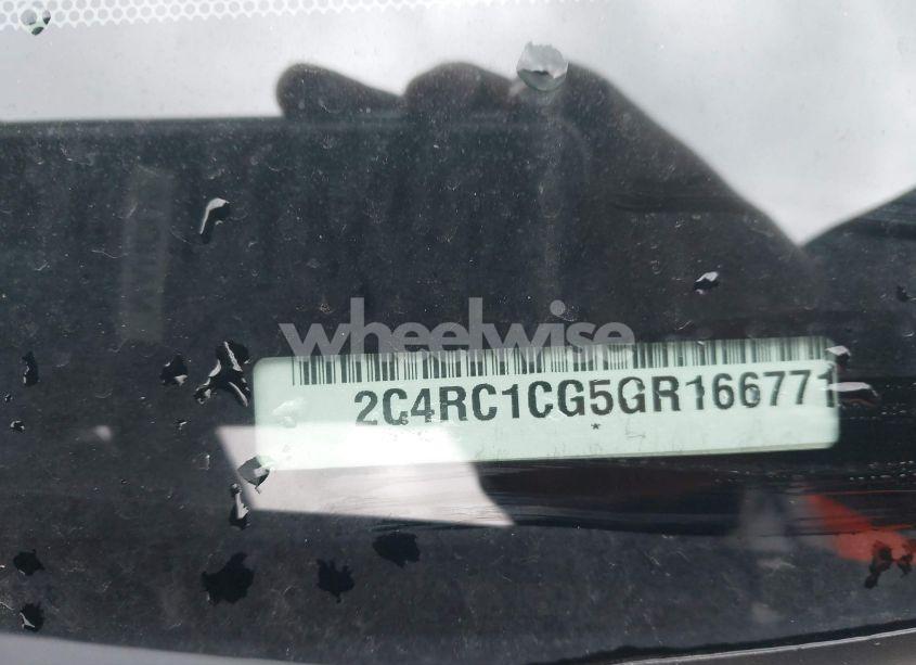 Photo 9 of 2016 Chrysler Town & COUNTRY TOURING-L ANNIVERSARY EDITION (VIN 2C4RC1CG5GR166771)