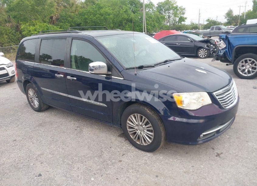 2016 Chrysler Town & COUNTRY TOURING-L ANNIVERSARY EDITION (VIN 2C4RC1CG5GR188401) main photo