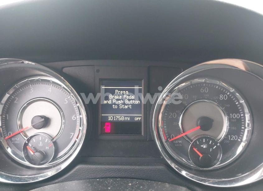 Photo 15 of 2016 Chrysler Town & COUNTRY TOURING-L ANNIVERSARY EDITION (VIN 2C4RC1CG5GR188401)