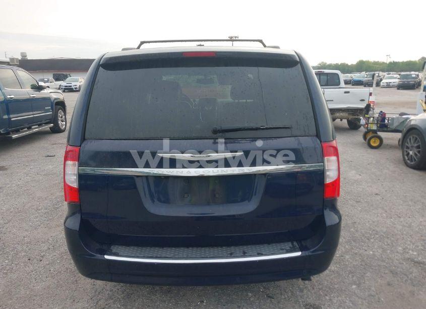 Photo 16 of 2016 Chrysler Town & COUNTRY TOURING-L ANNIVERSARY EDITION (VIN 2C4RC1CG5GR188401)