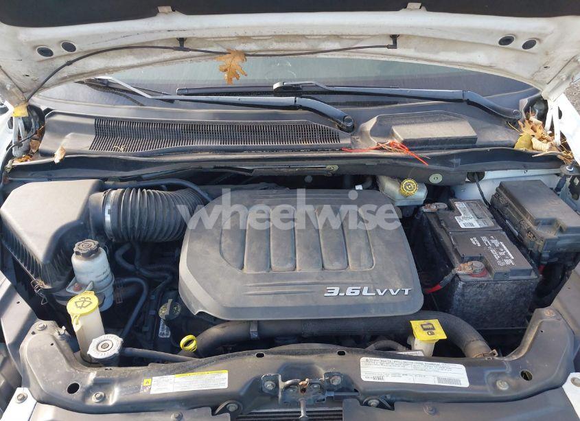 Photo 10 of 2012 Chrysler Town & COUNTRY TOURING-L (VIN 2C4RC1CG6CR118027)