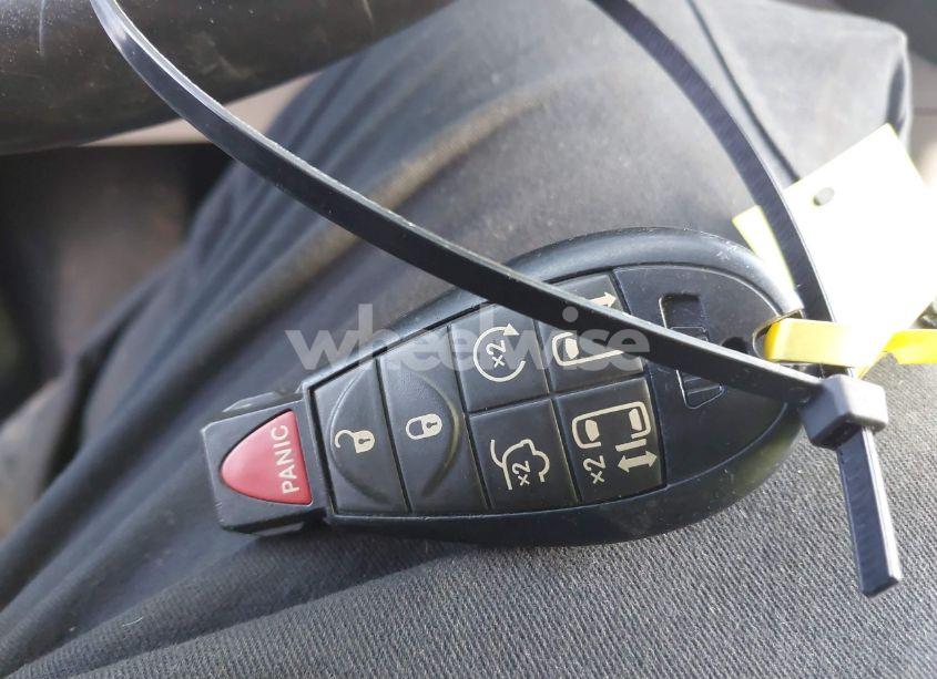 Photo 11 of 2012 Chrysler Town & COUNTRY TOURING-L (VIN 2C4RC1CG6CR118027)