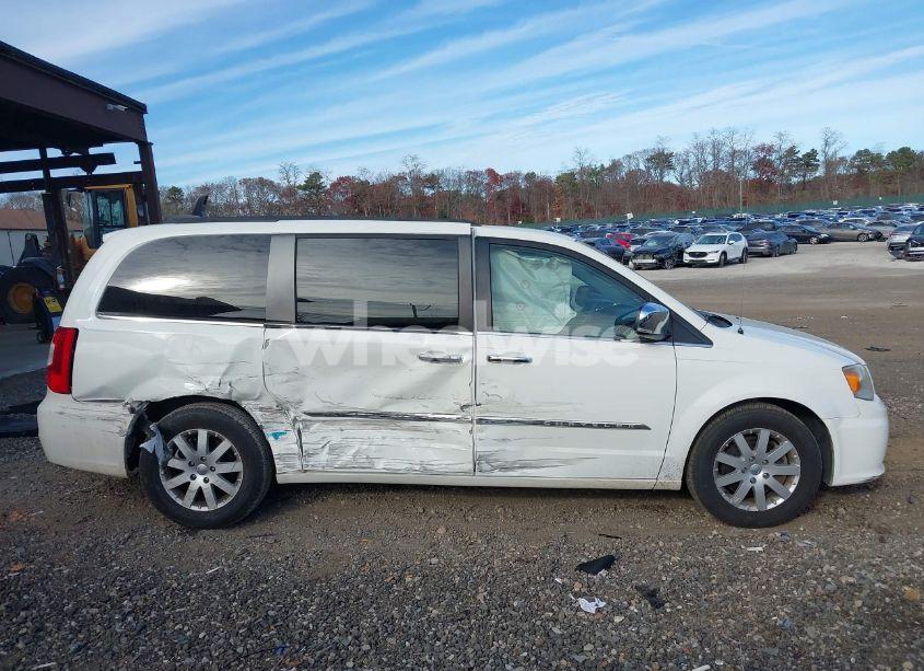 Photo 13 of 2012 Chrysler Town & COUNTRY TOURING-L (VIN 2C4RC1CG6CR118027)