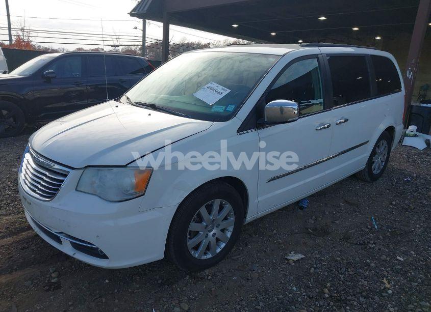 Photo 2 of 2012 Chrysler Town & COUNTRY TOURING-L (VIN 2C4RC1CG6CR118027)