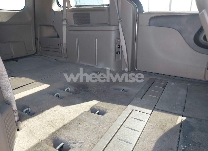 Photo 8 of 2012 Chrysler Town & COUNTRY TOURING-L (VIN 2C4RC1CG6CR146099)