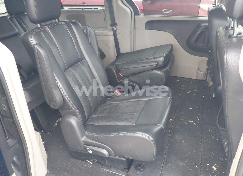 Photo 8 of 2012 Chrysler Town & COUNTRY TOURING-L (VIN 2C4RC1CG6CR345444)