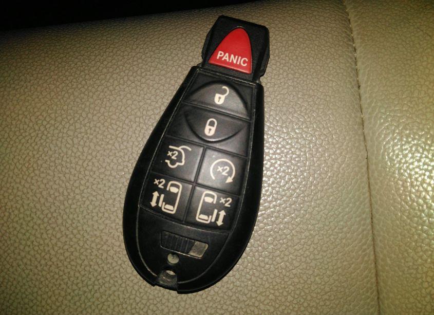 Photo 11 of 2012 Chrysler Town & COUNTRY TOURING-L (VIN 2C4RC1CG6CR370067)