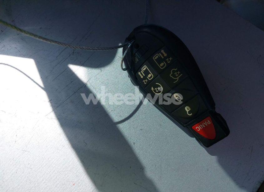 Photo 11 of 2013 Chrysler Town & COUNTRY TOURING-L (VIN 2C4RC1CG6DR508823)