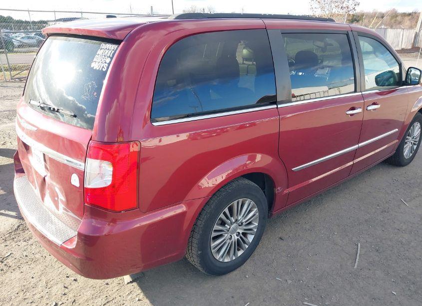 Photo 4 of 2013 Chrysler Town & COUNTRY TOURING-L (VIN 2C4RC1CG6DR531390)