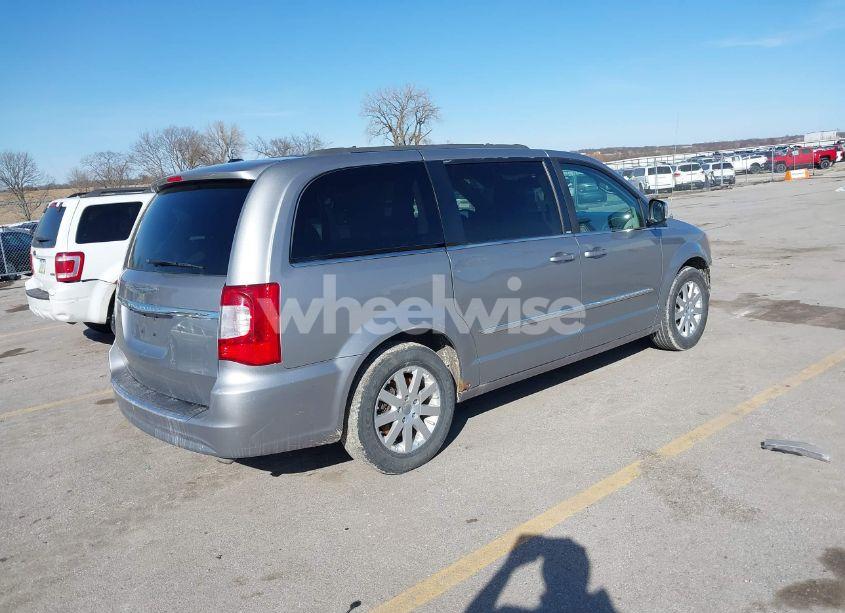 Photo 4 of 2013 Chrysler Town & COUNTRY TOURING-L (VIN 2C4RC1CG6DR650928)