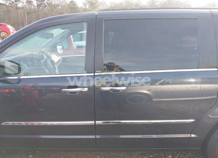 Photo 14 of 2013 Chrysler Town & COUNTRY TOURING-L (VIN 2C4RC1CG6DR652047)