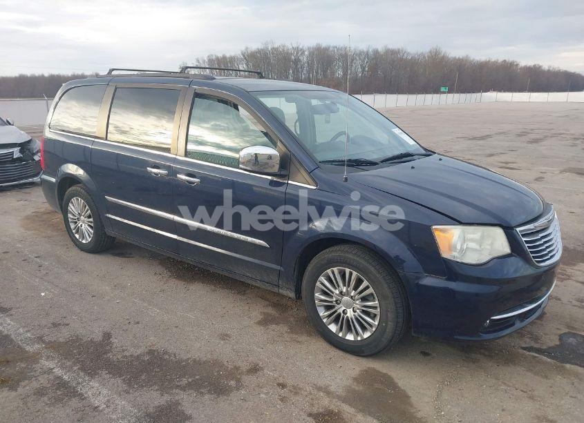 2013 Chrysler Town & COUNTRY TOURING-L (VIN 2C4RC1CG6DR697148) main photo