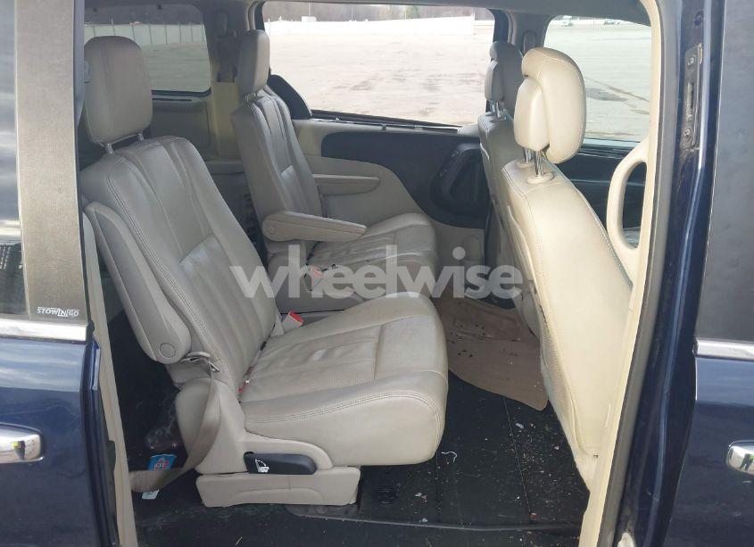 Photo 8 of 2013 Chrysler Town & COUNTRY TOURING-L (VIN 2C4RC1CG6DR697148)