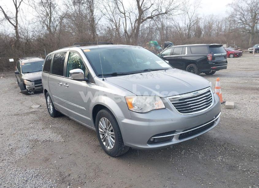 2013 Chrysler Town & COUNTRY TOURING-L (VIN 2C4RC1CG6DR756280) main photo