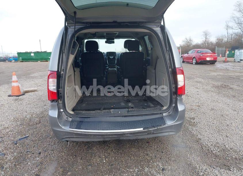 Photo 16 of 2013 Chrysler Town & COUNTRY TOURING-L (VIN 2C4RC1CG6DR756280)