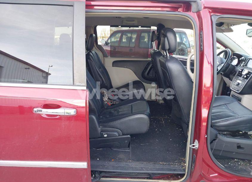 Photo 8 of 2014 Chrysler Town & COUNTRY TOURING-L (VIN 2C4RC1CG6ER143786)