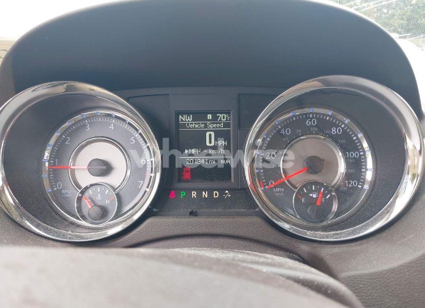 Photo 7 of 2014 Chrysler Town & COUNTRY TOURING-L (VIN 2C4RC1CG6ER200200)