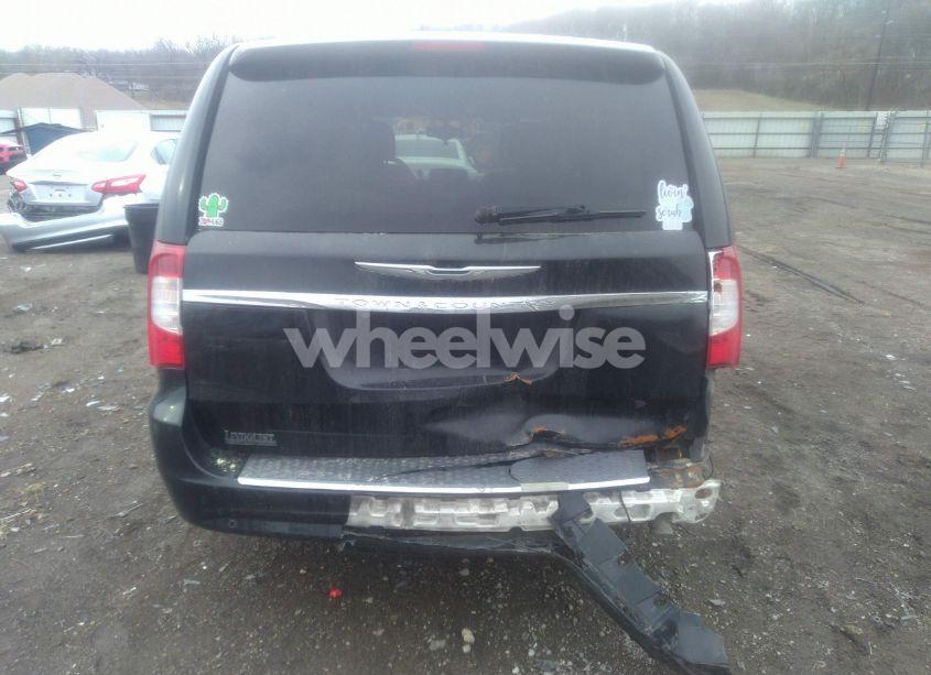 Photo 16 of 2014 Chrysler Town & COUNTRY TOURING-L (VIN 2C4RC1CG6ER333037)